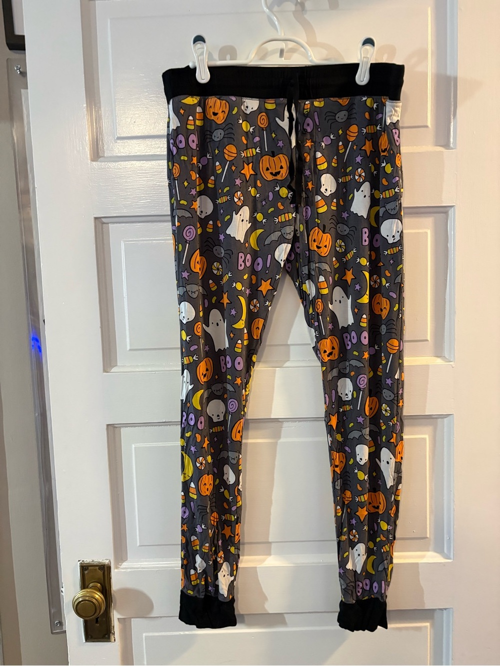 Women’s Halloween Print Jogger Pants - Gray with Orange & Purple